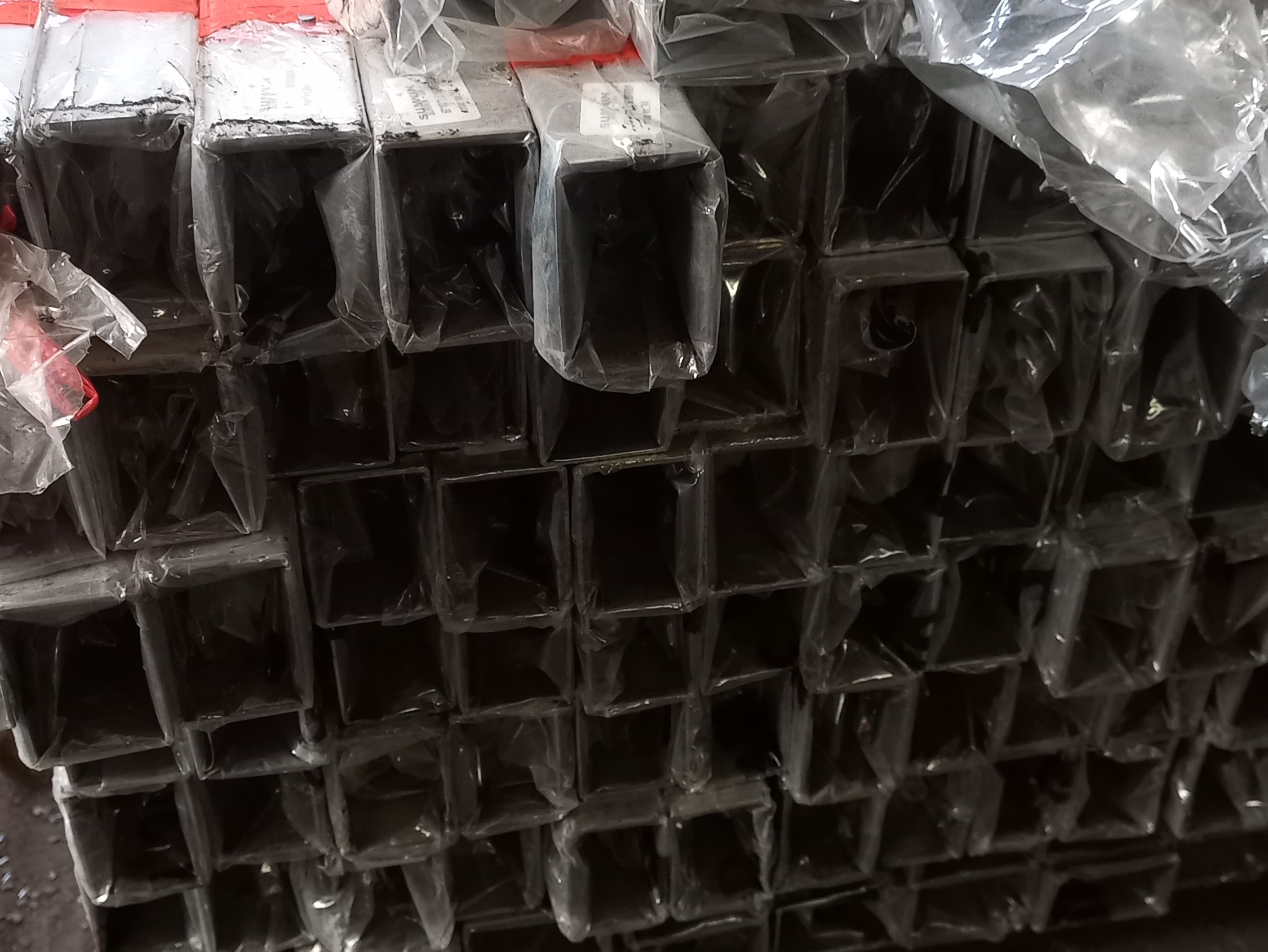 فروش رول آهن ضد زنگ