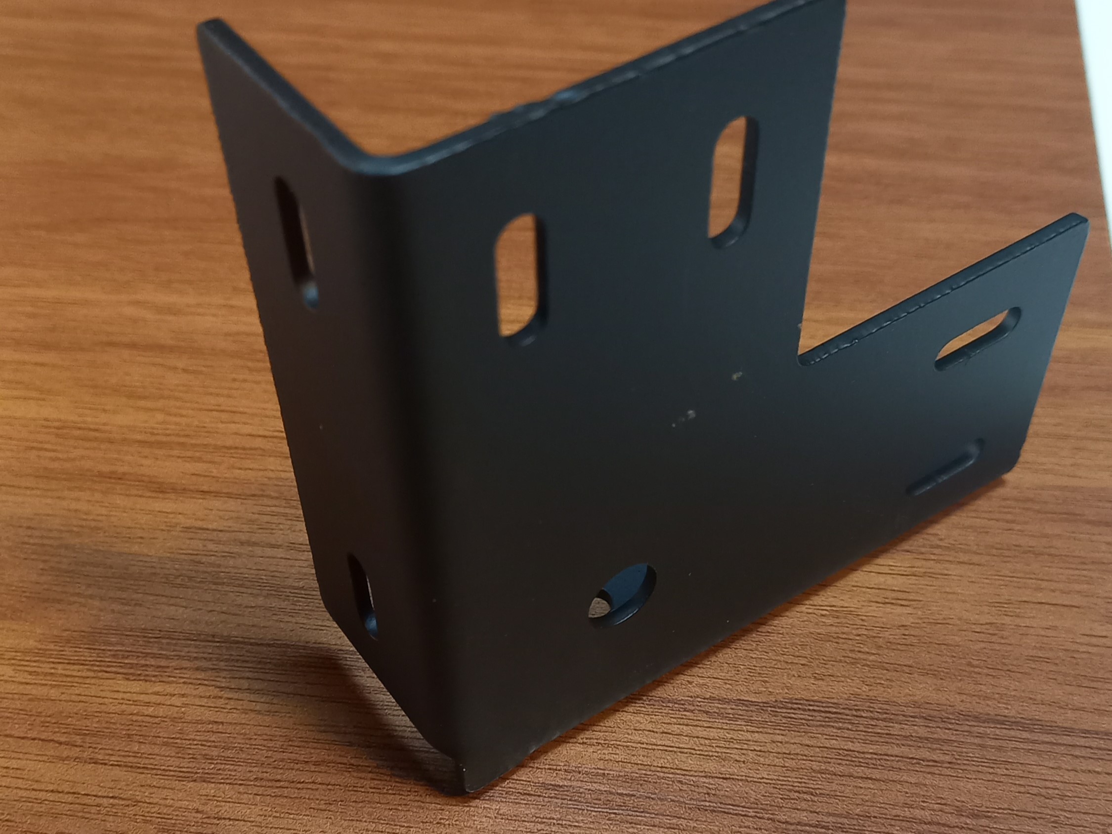 نمونه کار رنگ کاری ورق های فلزی